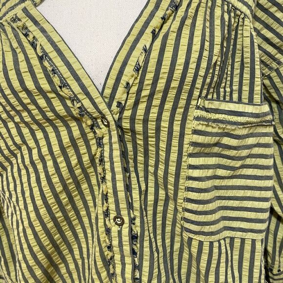 New Free People one of the bots tunic size S
So special in stripes, - Picture 5 of 9